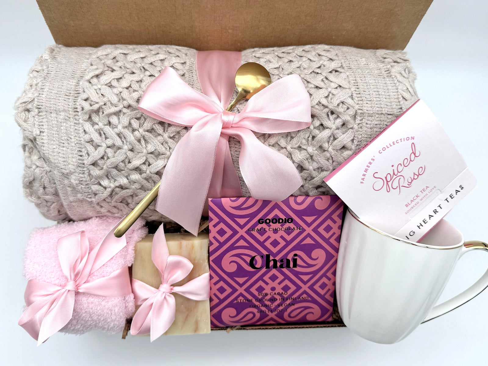 Clouds of Love | Personalized Gift with Throw Blanket for Her, Mother, Sister