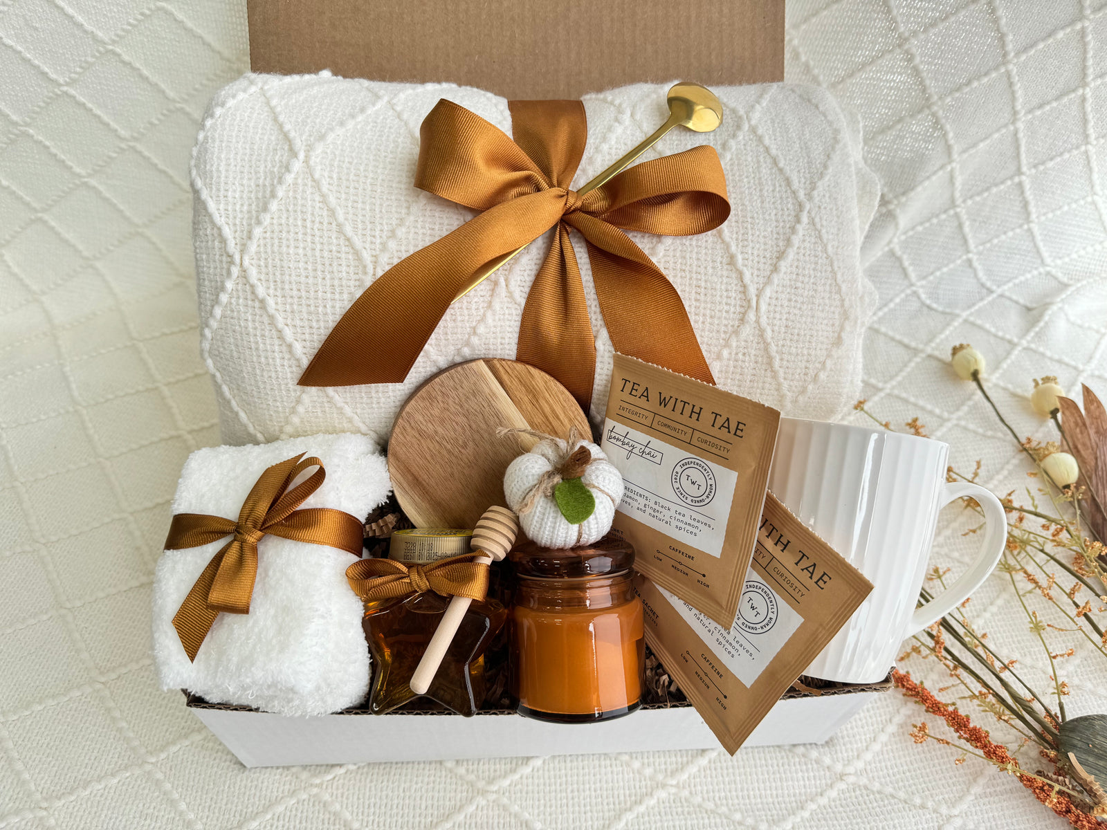 Fall Vibes Gift Box – Cozy Autumn Care Package