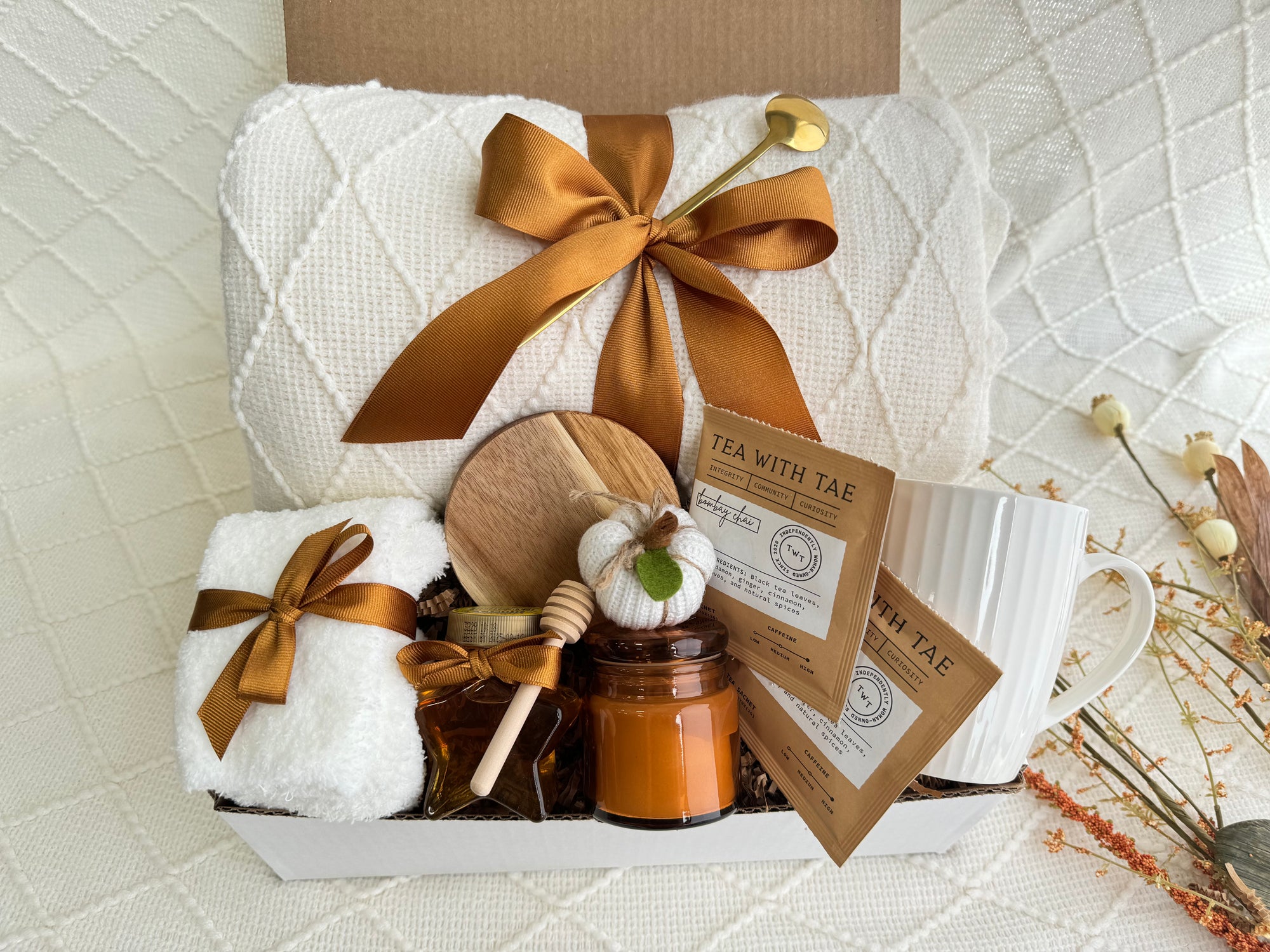 Fall Vibes Gift Box – Cozy Autumn Care Package